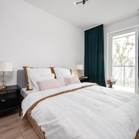 Manufaktura Residence - Apartamenty Prestiz Z Garazem Podziemnym I Dwoma Lazienkami Lodž Exteriér fotografie