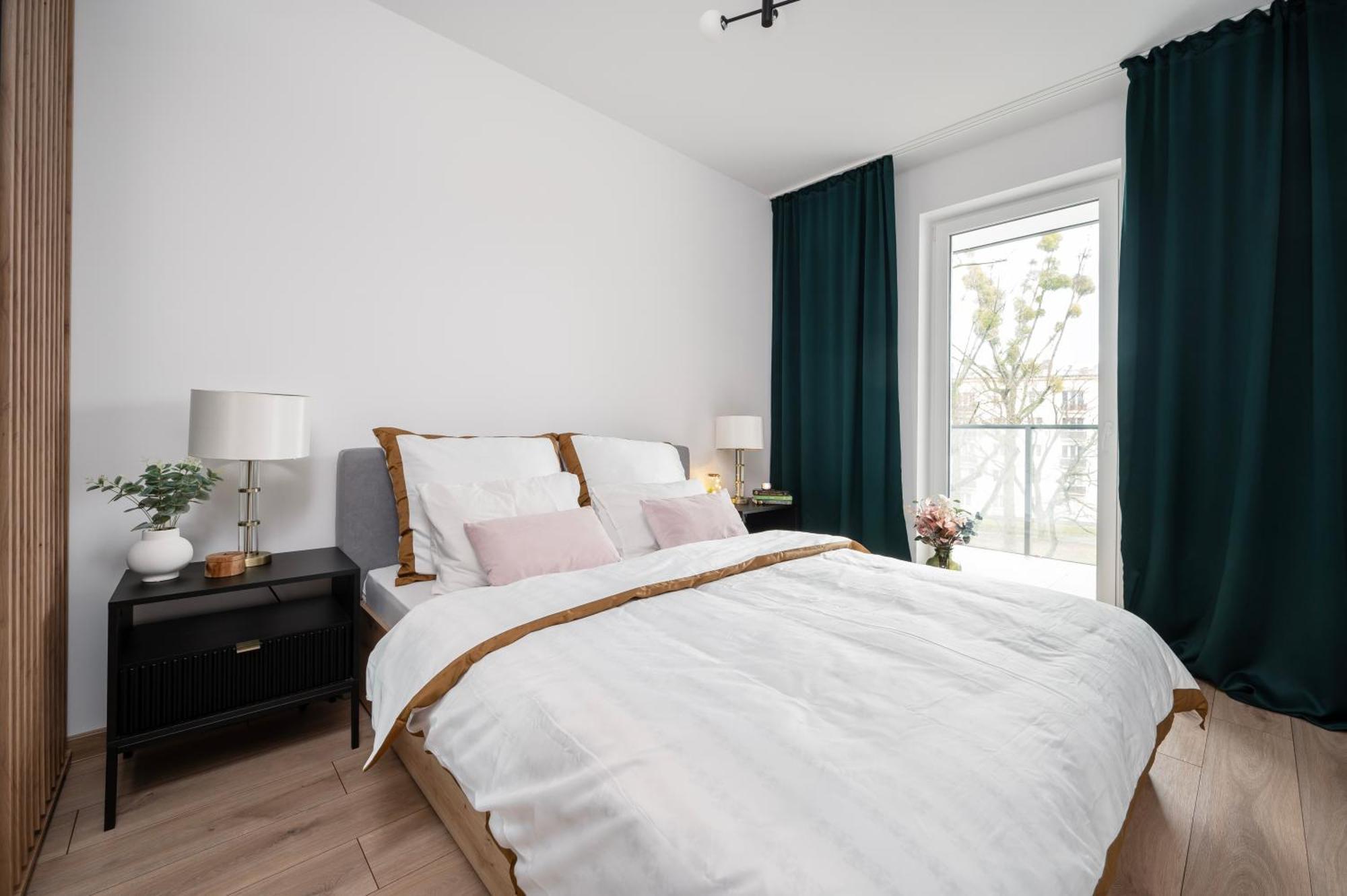 Manufaktura Residence - Apartamenty Prestiz Z Garazem Podziemnym I Dwoma Lazienkami Lodž Exteriér fotografie