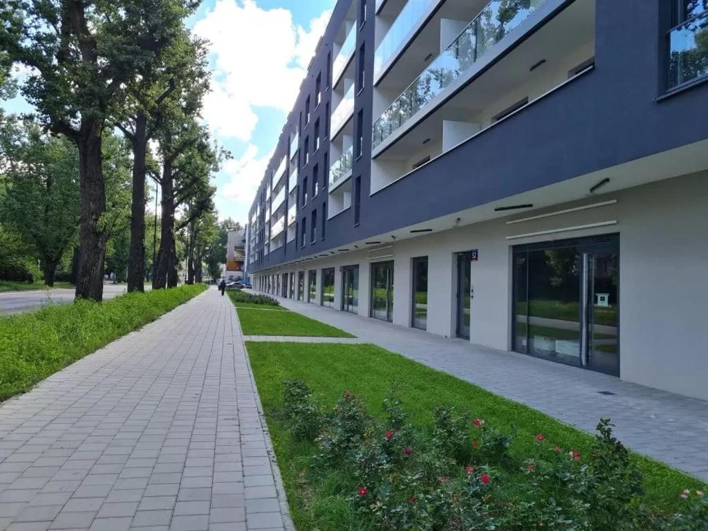 Manufaktura Residence - Apartamenty Prestiz Z Garazem Podziemnym I Dwoma Lazienkami Lodž Exteriér fotografie